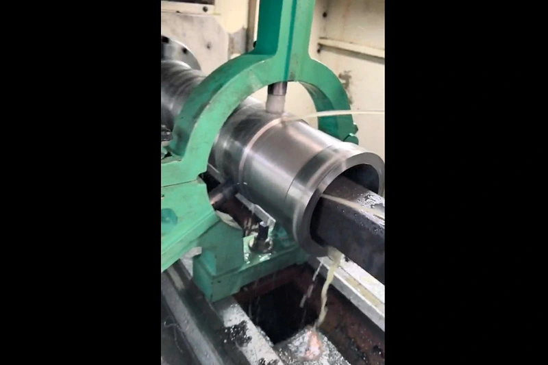 チタンシリンダー加工