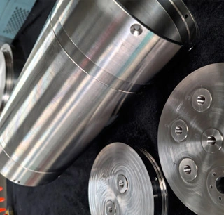 チタン合金电子室