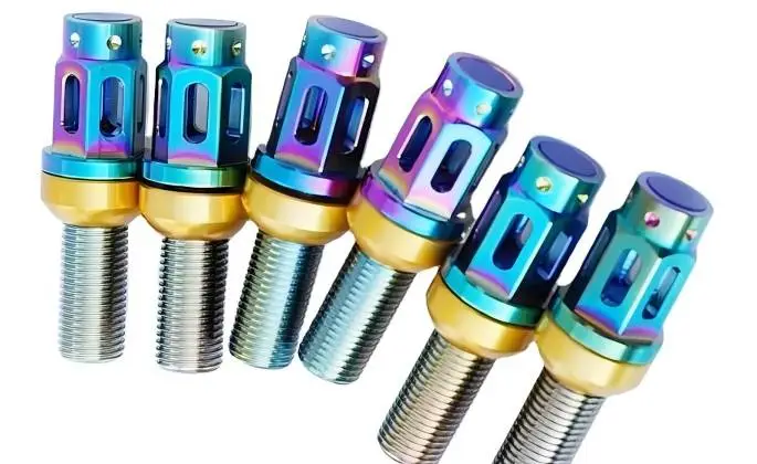 チタンファスナー