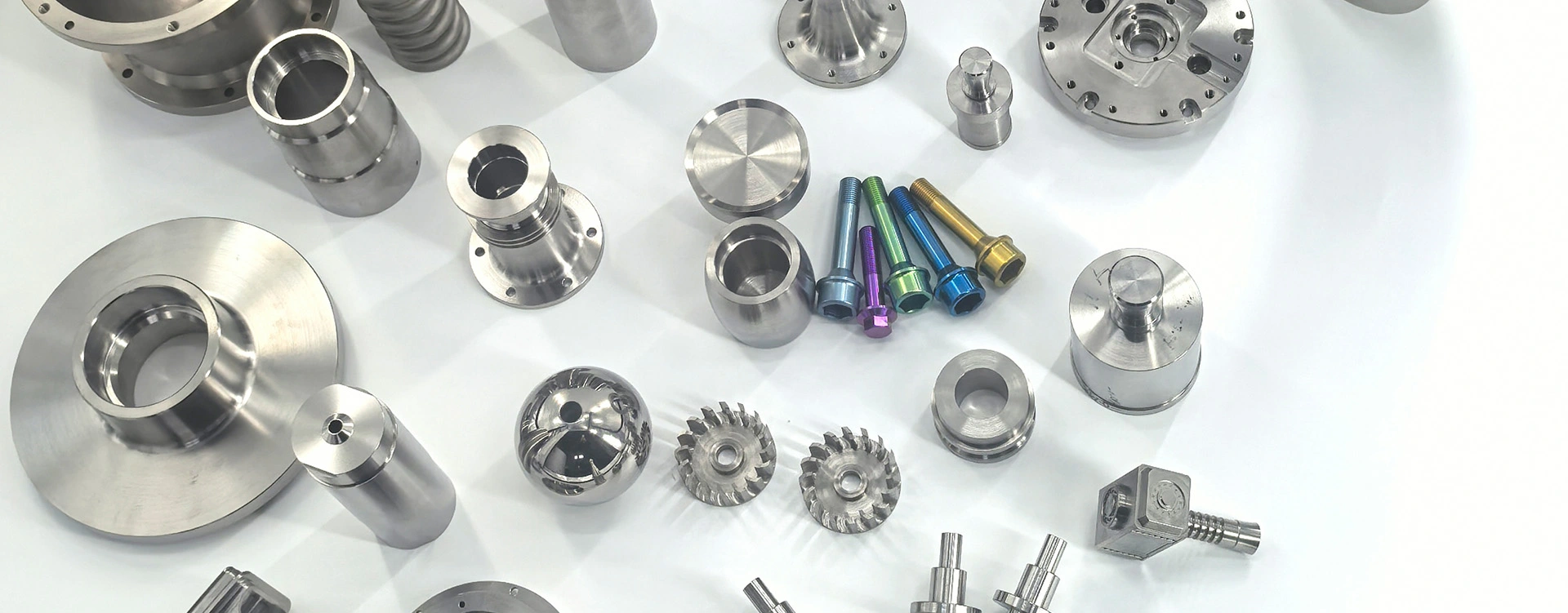 チタンファスナー